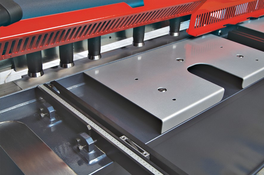 DURMA VS AÇI AYARLI CNC GİYOTİN MAKAS